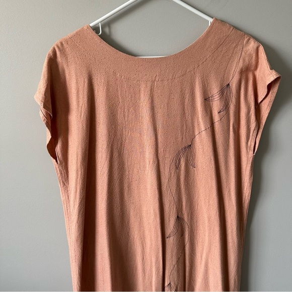 Minimalist Dress Embroidered Leaf V-neck 100% Silk Earthy Blush Lagenlook Small - Picture 6 of 11
